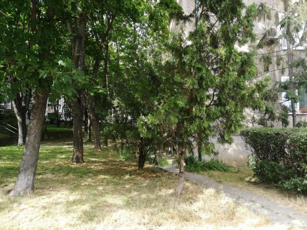 2Br Apt With Free Garage Parking, Close To The Historic Centre Bratislava Esterno foto